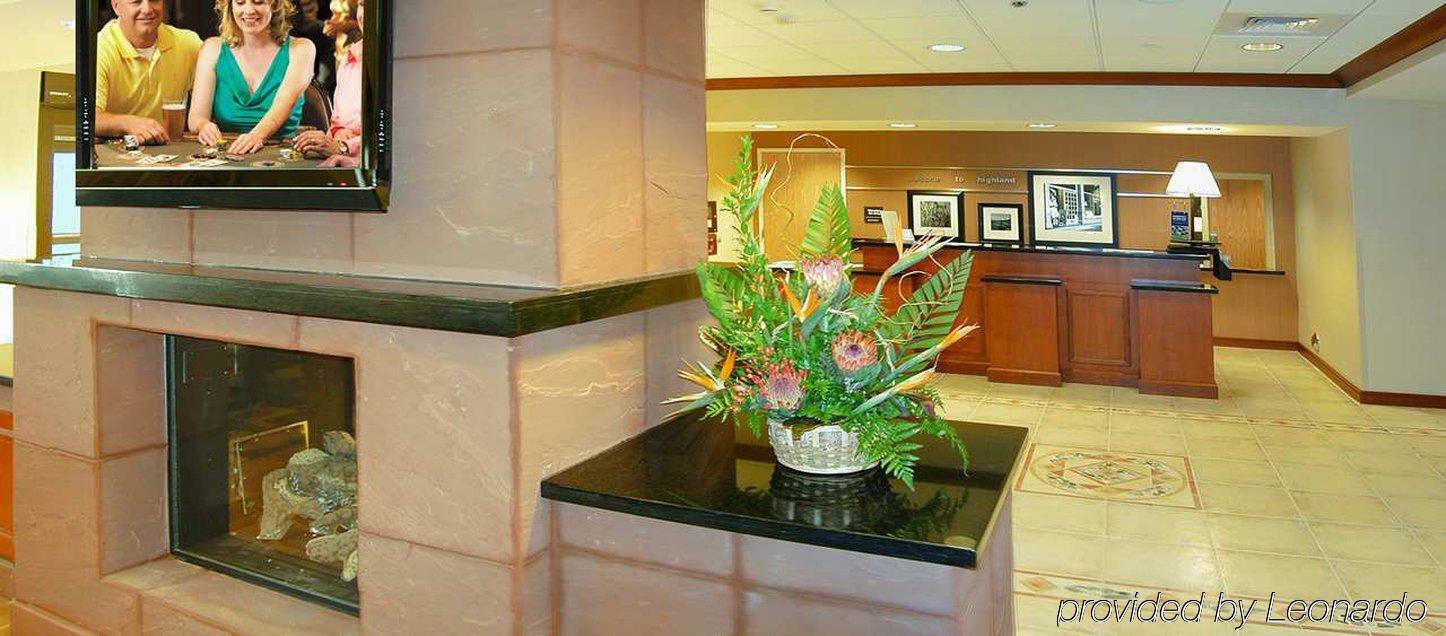 Hampton Inn & Suites Highland San Bernardino Interior photo
