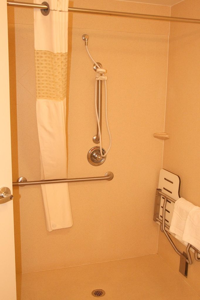 Hampton Inn & Suites Highland San Bernardino Room photo