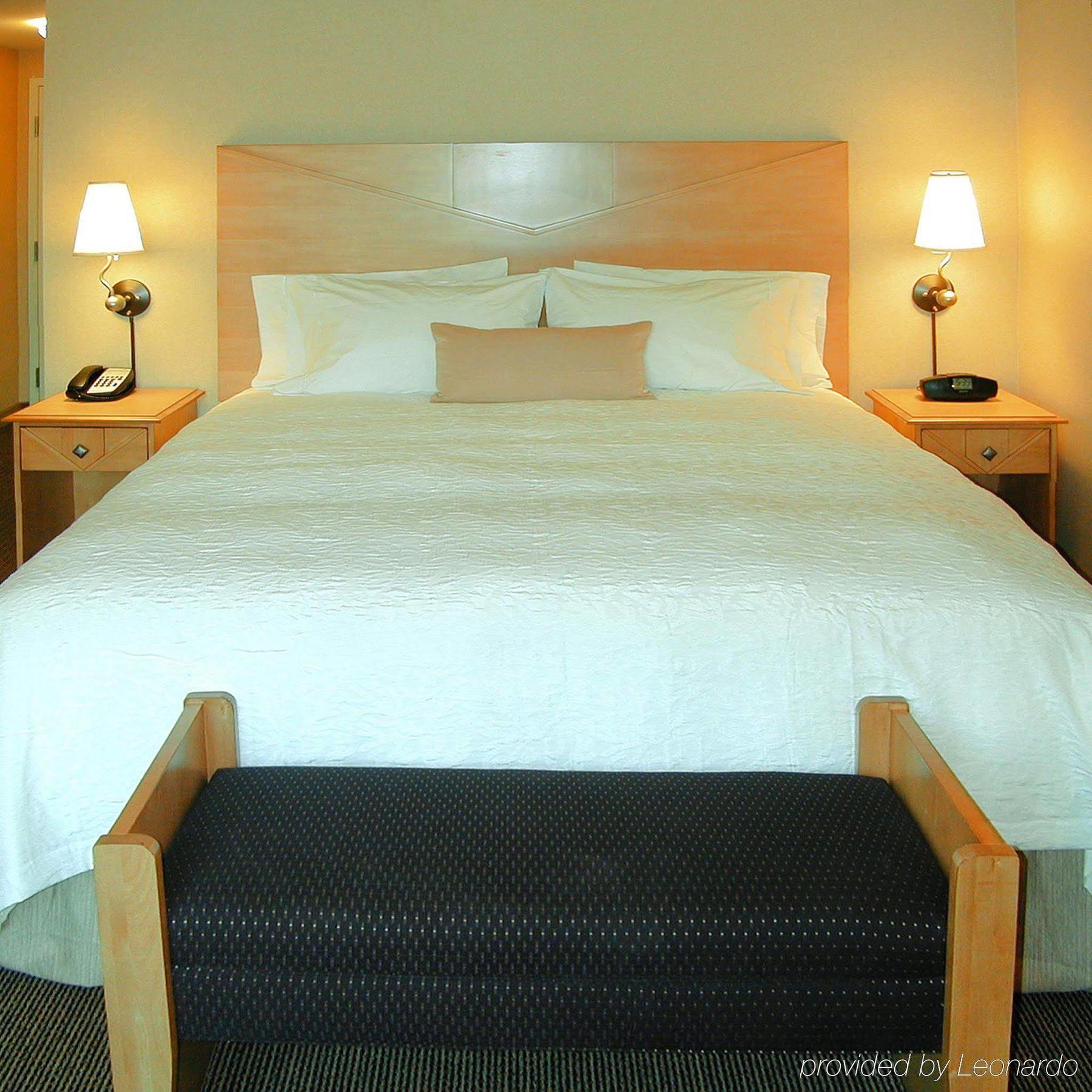 Hampton Inn & Suites Highland San Bernardino Room photo